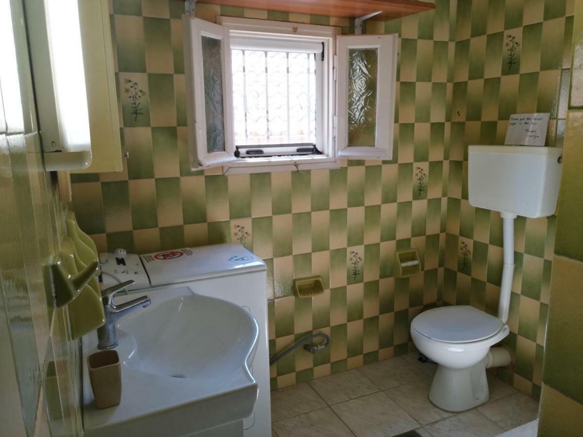Rodomelo House With Terrace - 4 Bedrooms Leonidio Ngoại thất bức ảnh