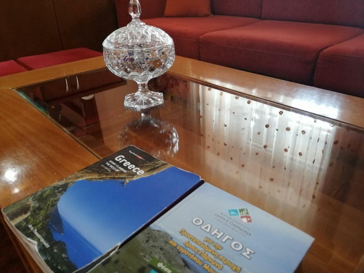 Rodomelo House With Terrace - 4 Bedrooms Leonidio Ngoại thất bức ảnh