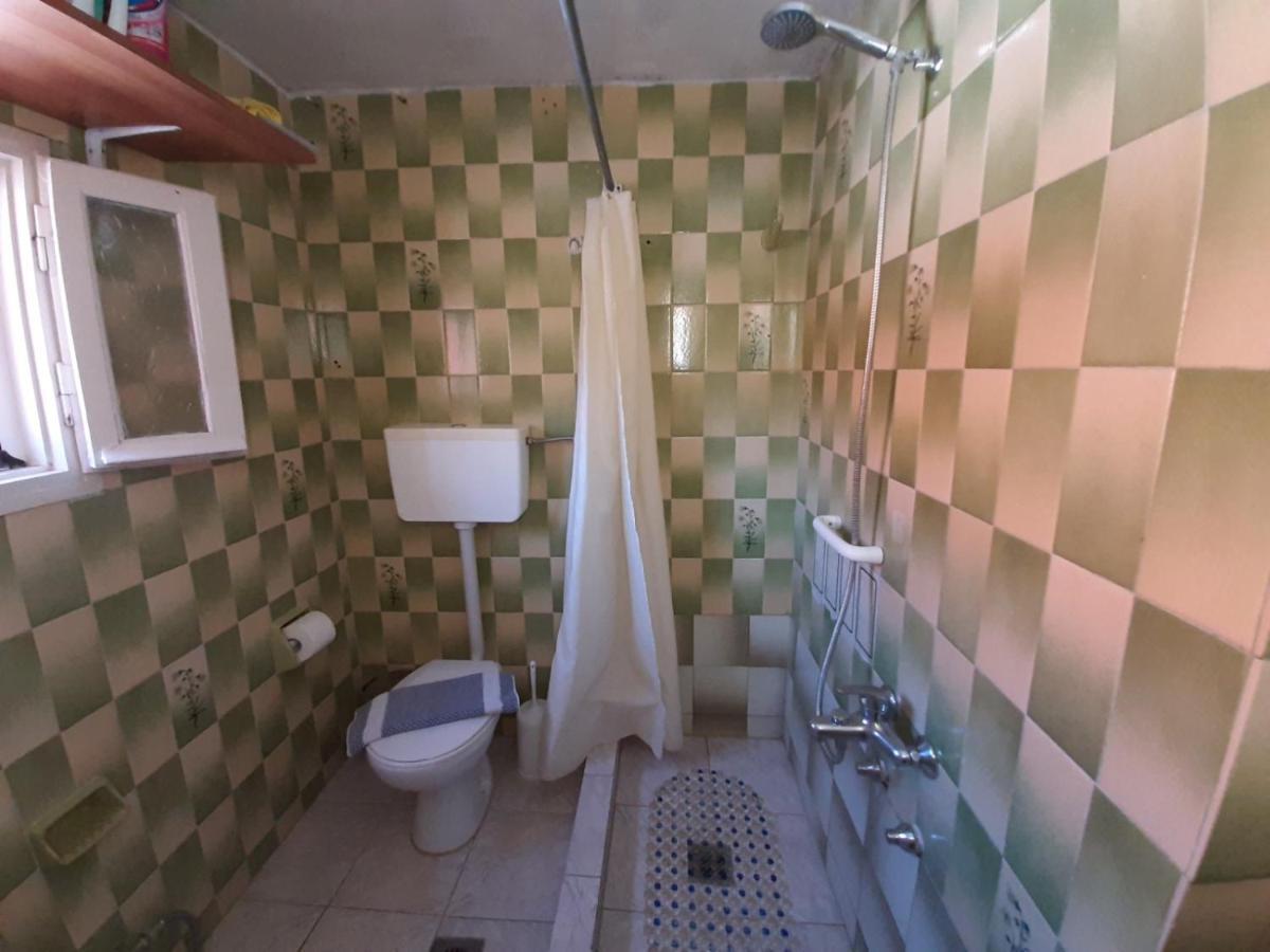 Rodomelo House With Terrace - 4 Bedrooms Leonidio Ngoại thất bức ảnh